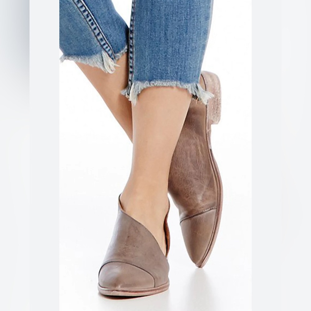 Free People Royale Distressed Leather Pointed Cut Out Flats - Picture 1 of 14